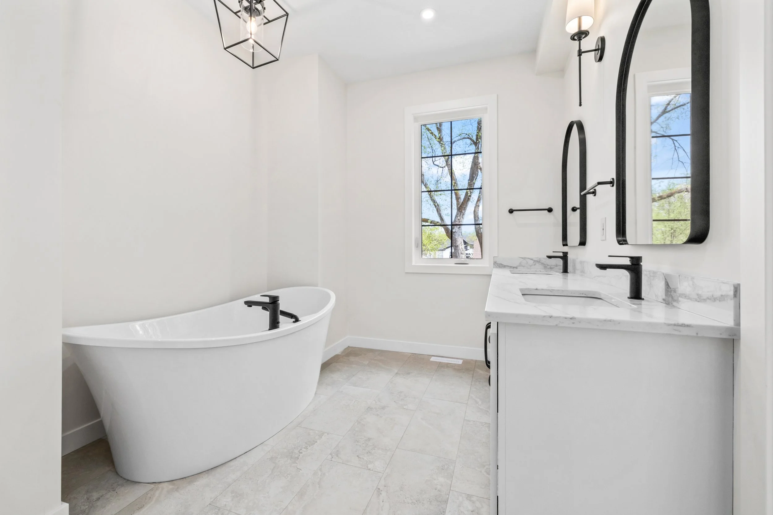 10934 132 Street-Ensuite.jpg