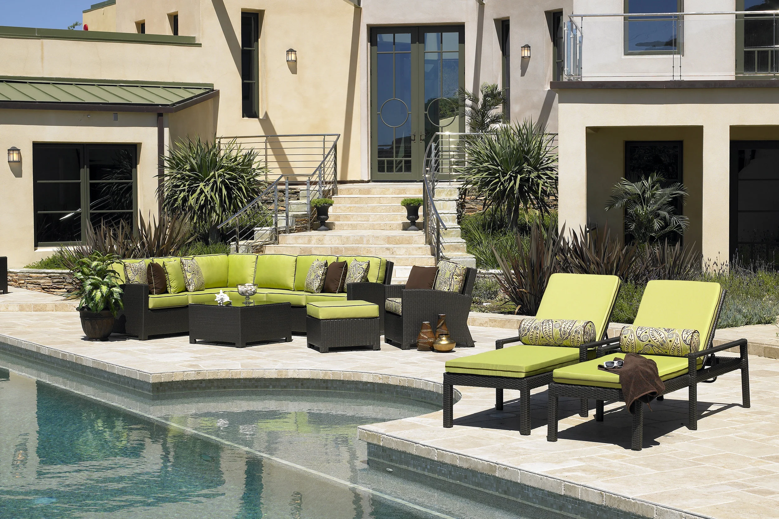 Cabo Sectional Green.jpg