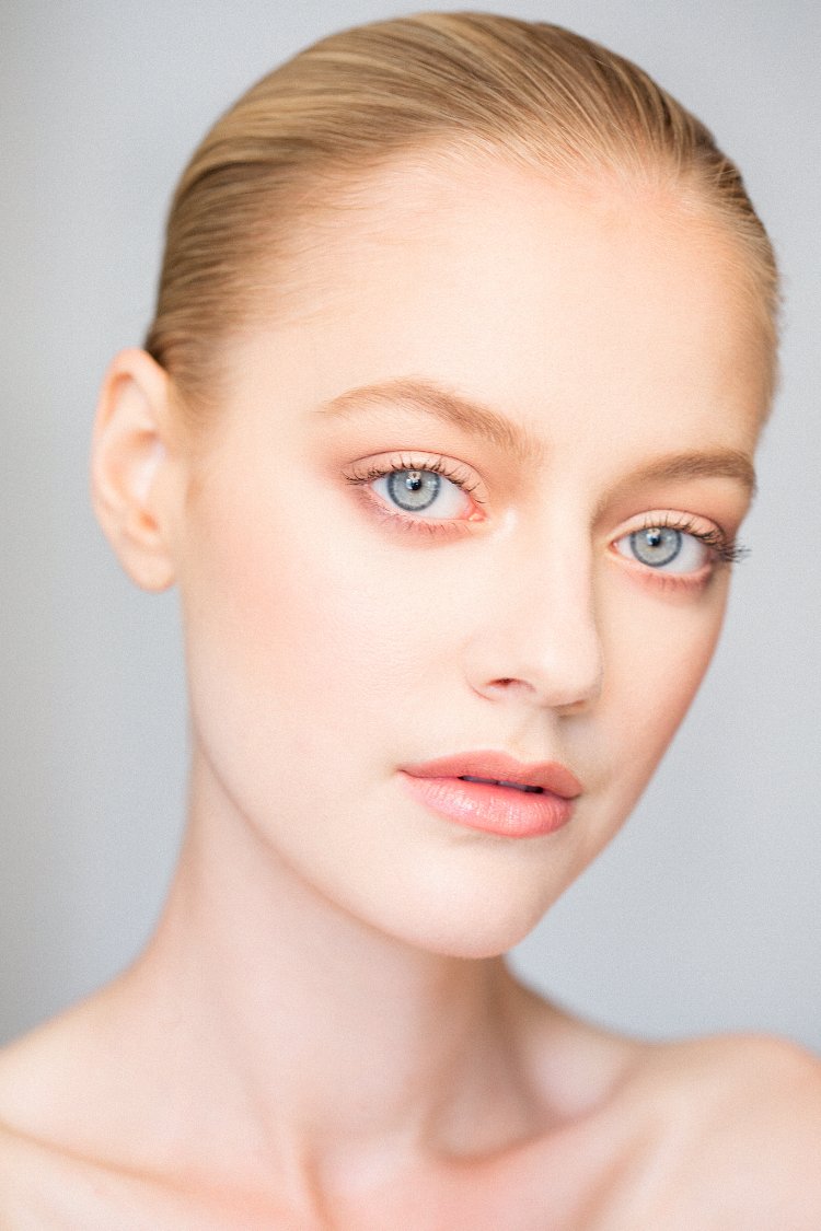Some natural light beauty with the gorgeous Hanna Grace at Muse Management. She has the most stunning eyes!