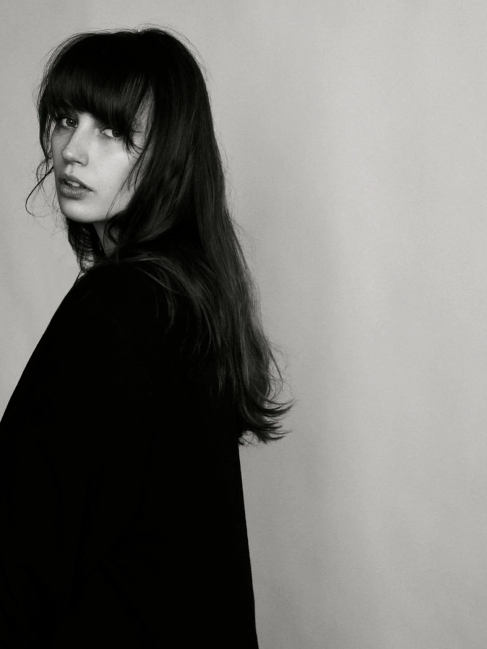 @kateryna.prekrasna at @latelierandbeyond_studio in Paris 🇫🇷 | #portraits #blackandwhite #models #paris #blackandwhitephotography