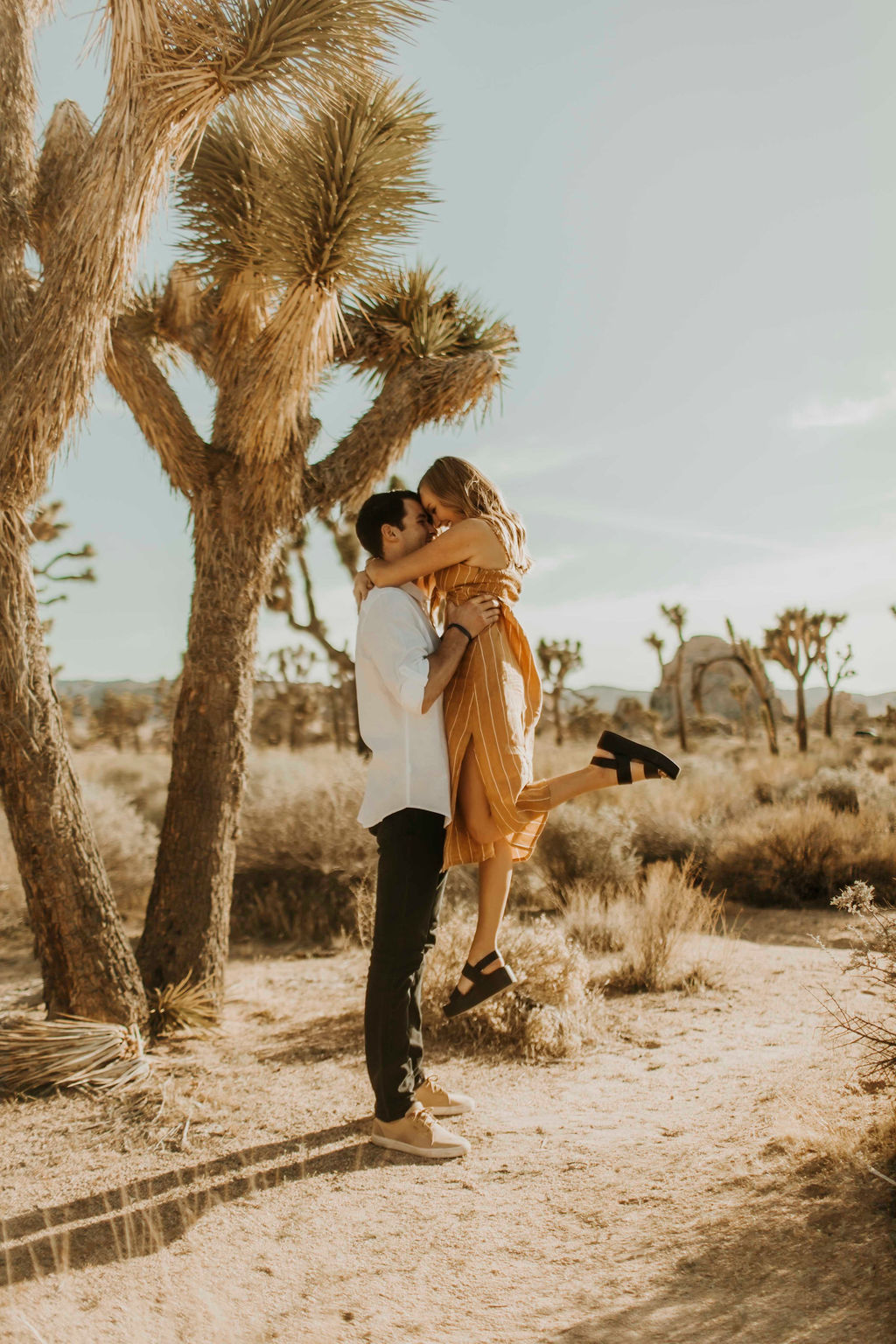 joshua tree engagement session_5539.jpg