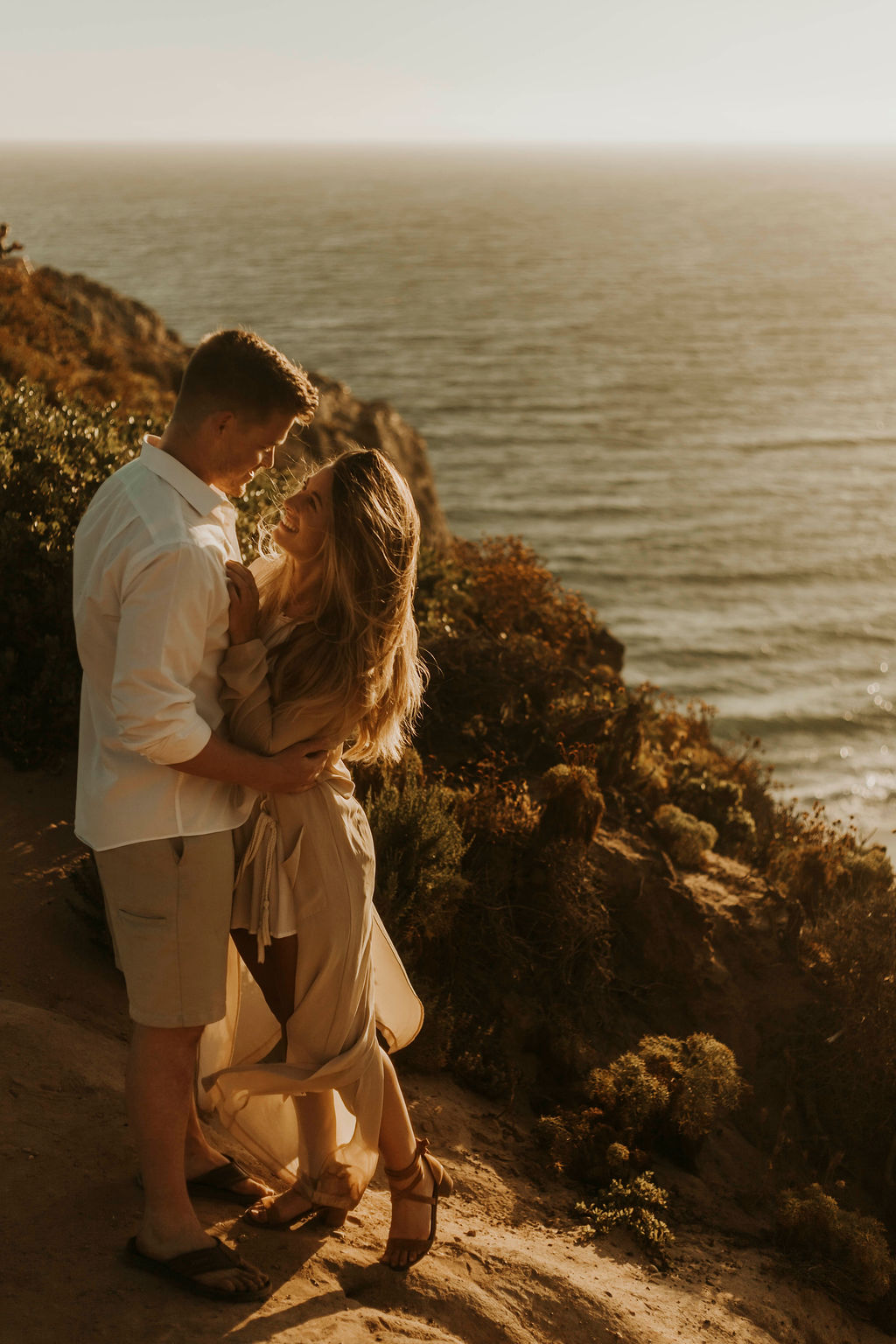 malibu cliff ocean couples session_6649.jpg