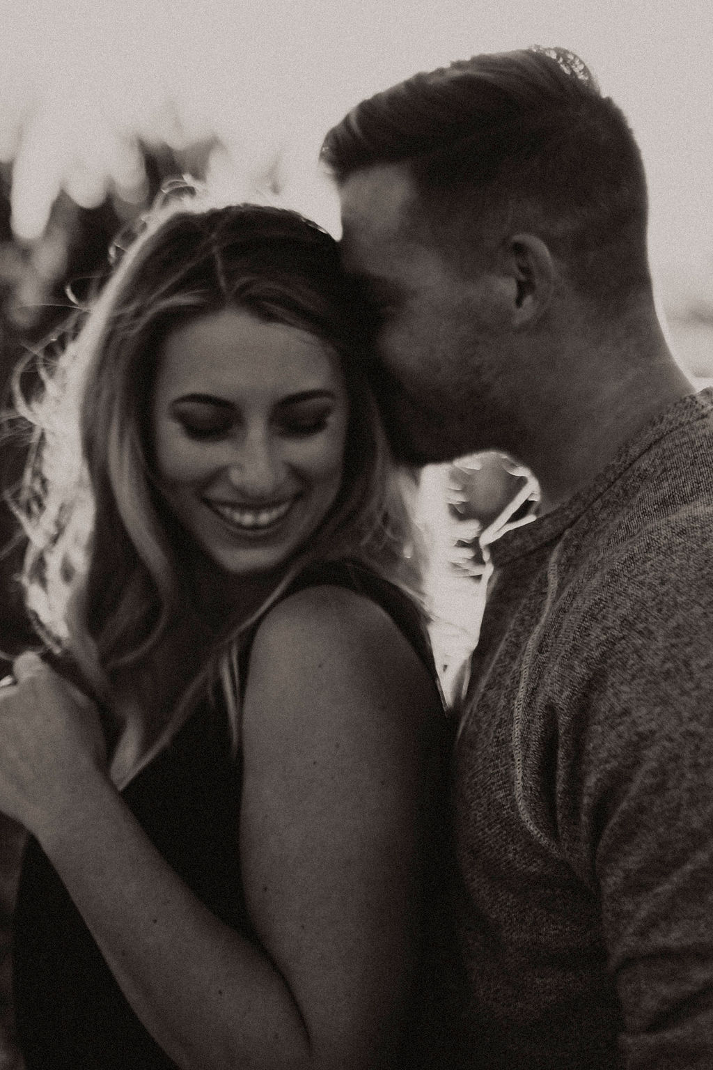 pumpkin patch couples session at underwood family farms_8102.jpg