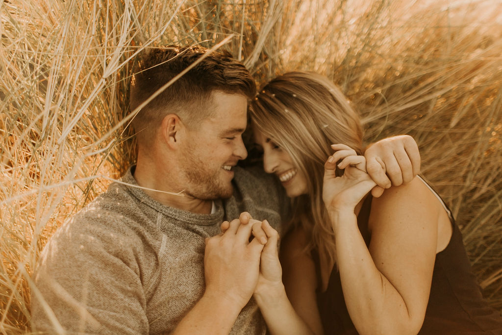 pumpkin patch couples session at underwood family farms_8384.jpg