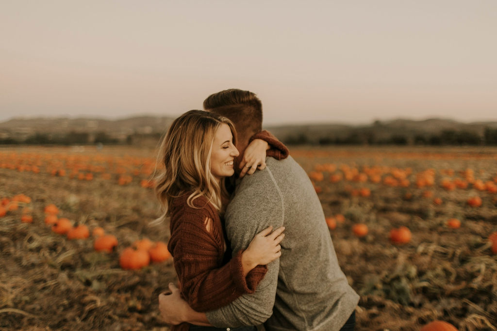 pumpkin patch couples session at underwood family farms_8620.jpg