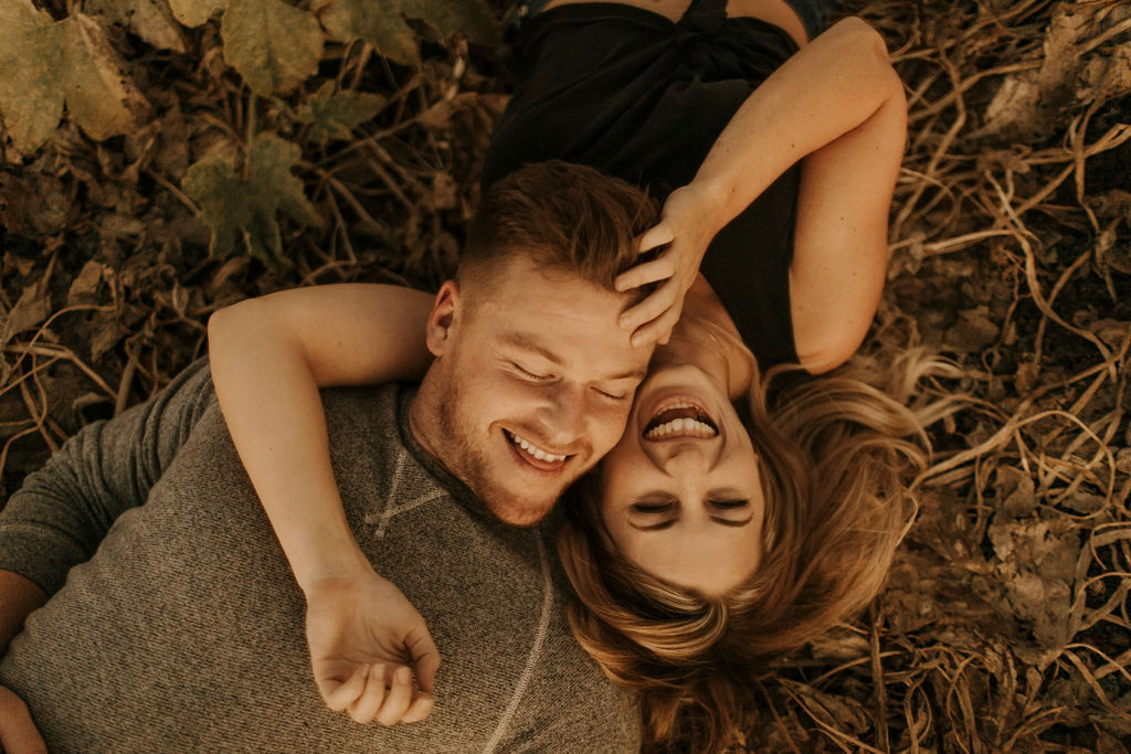 pumpkin patch couples session at underwood family farms_8673.jpg