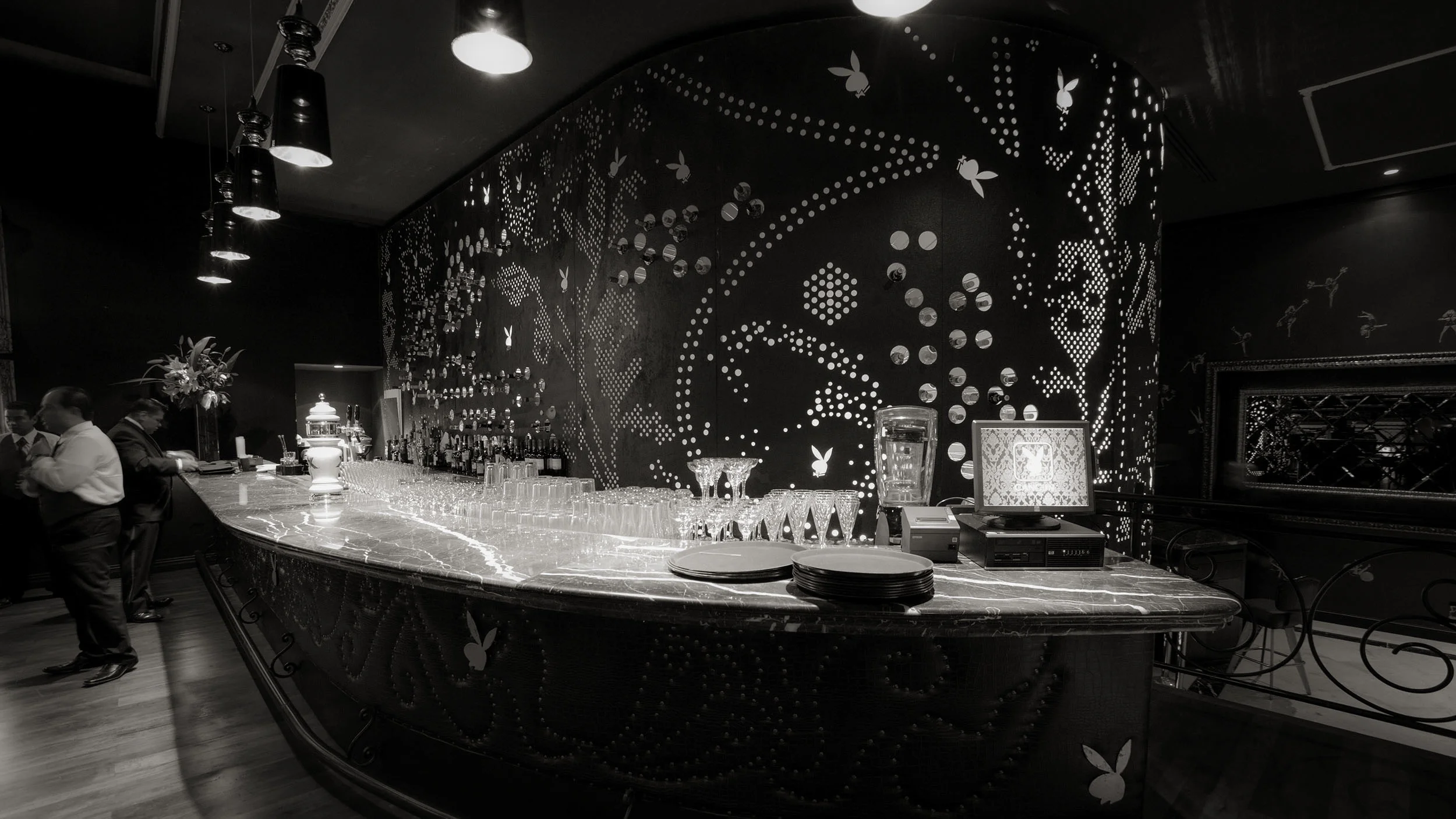 bar.jpg
