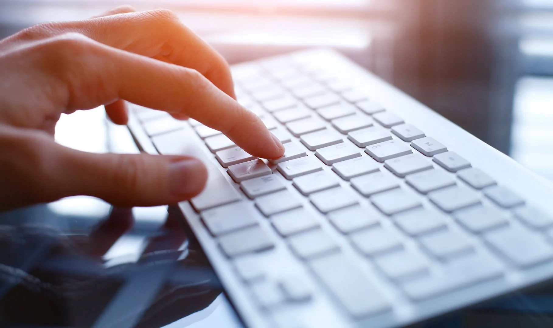 ....Comunicaciones: Ancla de la inflación en Latinoamérica..Communications: An Anchor to Inflation in Latin America....