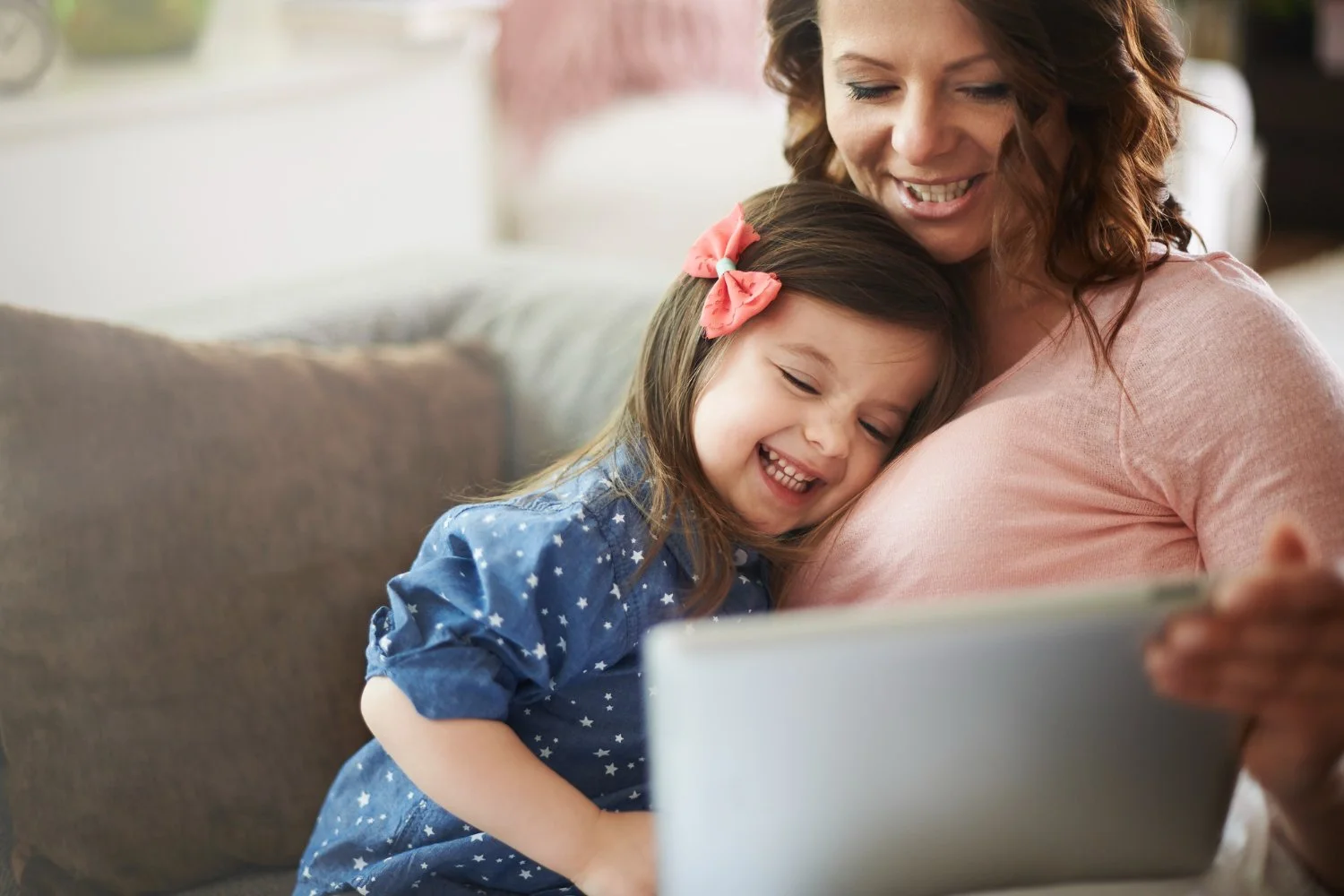 #DíaDeLaMadre2026: ¡#MamáDigital Sólo Hay Una!