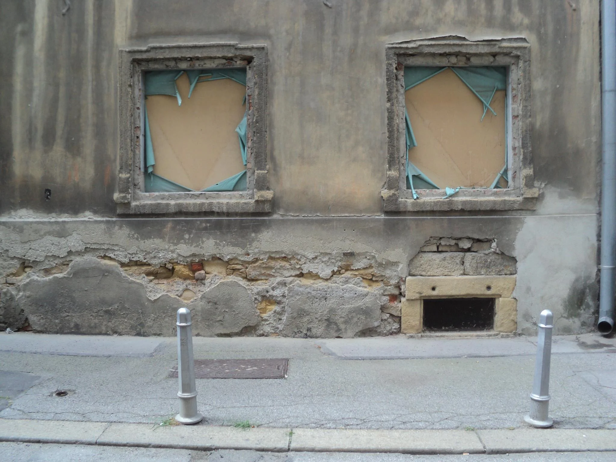 window1.jpg