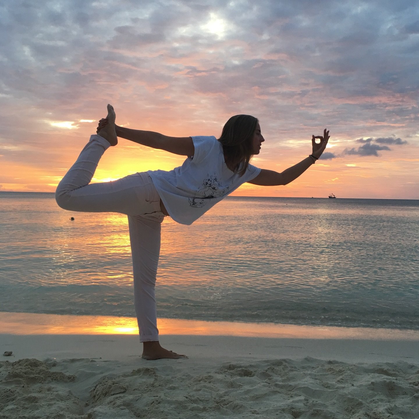 2016 &ndash;&nbsp;WOW. And I always kept following my heart and vision.

10 years later, and message is still the same: Take care of your inside out glow ✨

This was a time when I published my first Facebook live video (will share this one separately