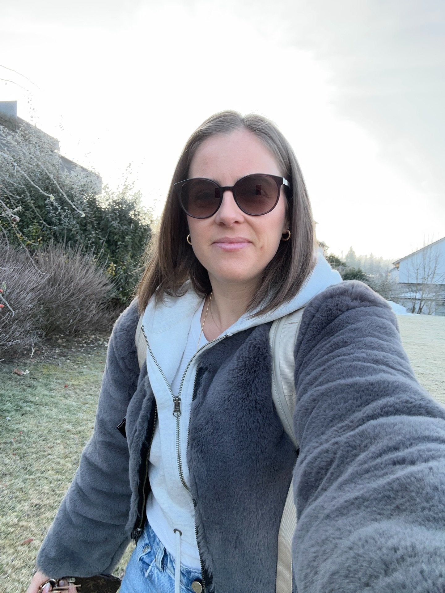 January in photos &hearts;️

Summarized as
✨ Cleansing &amp; clearing
✨ Virtual vision day with my international clients
✨ Ecstatic Dance and the logistical mess behind it
✨ Vision Day in my city
✨ Countless walks 🌳❄️🐑
✨ Matchas and masterminding
✨