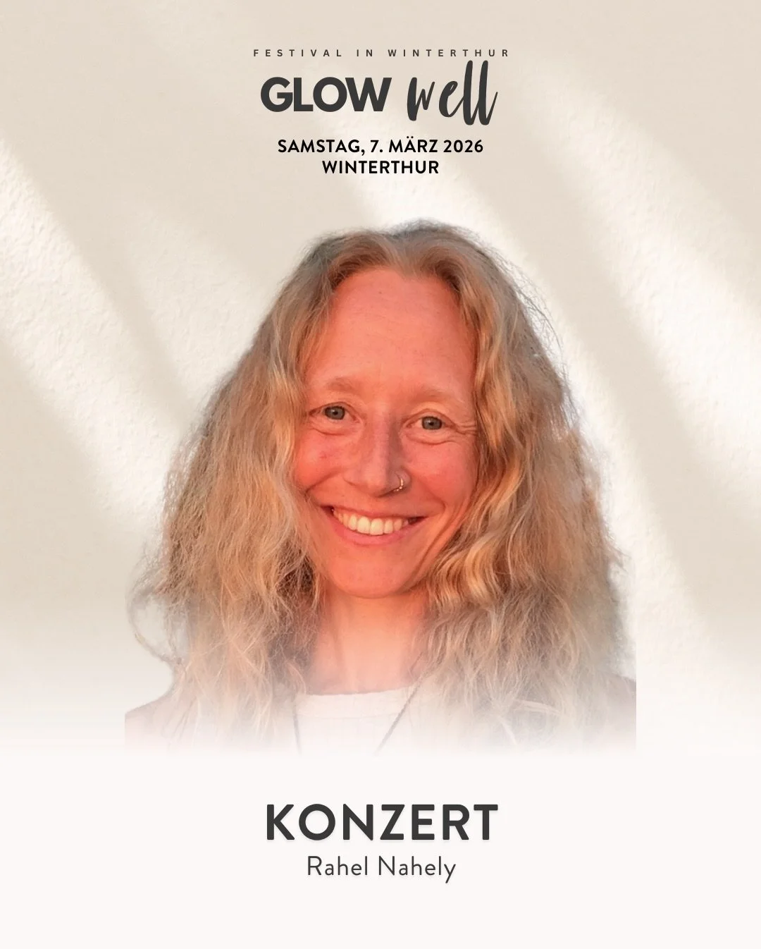 🎶 Konzert am Glow Well Festival

@rahelnahely lebt ihre Kreativit&auml;t als Singer-Songwriterin, professionelle Schauspielerin, Sprecherin, Geschichtenerz&auml;hlerin und Klang- und Stimm-Kunsttherapeutin.

Ihr poetisches Songwriting wird von emoti