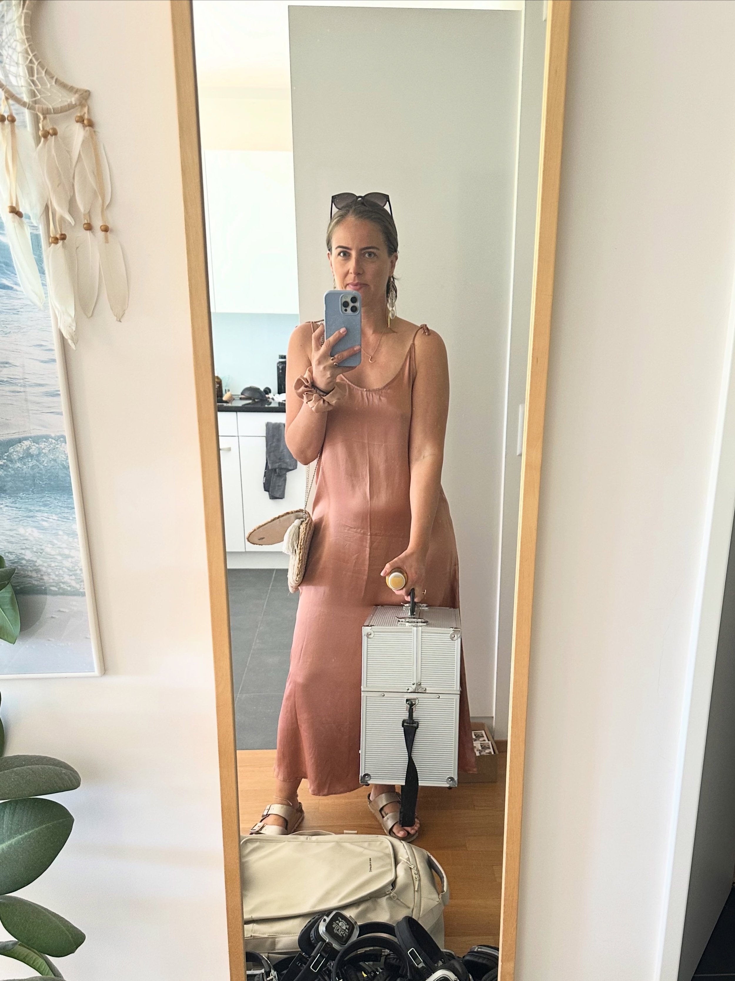 July Photo Dump - Part 1

Bridal makeup for my niece&lsquo;s wedding
First Ecstatic Dance in Zug @ecstaticdancezug
Matcha mornings and journaling
First Yoga with live DJ at the lake in Zurich @kyyelle 
First wedding DJ set
Tech chaos that&rsquo;s act