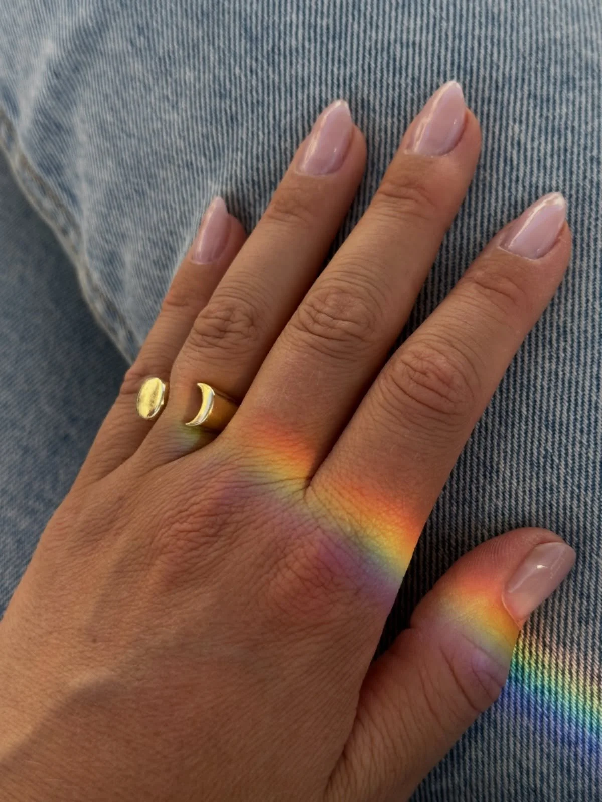 And sometimes, in the midst of chaos, hurt, and endless plans, there are moments like this&hellip; that remind you that all is well, life is magic, and you are safe and protected.

Be present. Stay here. Don&rsquo;t wish for things to be different, a
