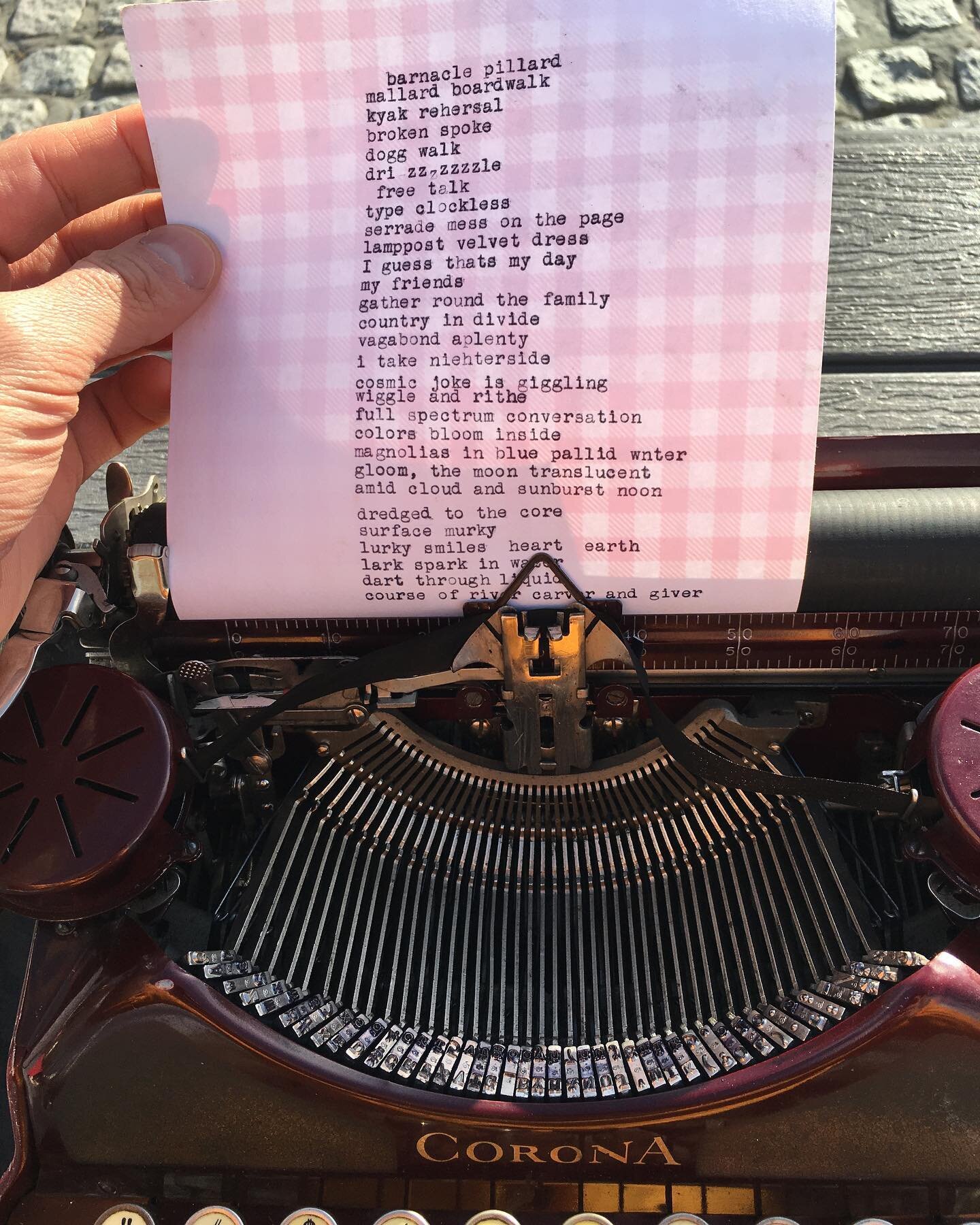 Today, @0bomartin surprised me by pulling out a 1920s Corona (!) typewriter from the back of his truck, and of course we had find a spot to set up for some freestyle on-the-spot poetry. 

The riverfront in Petaluma CA sizzled in the winter sun and we