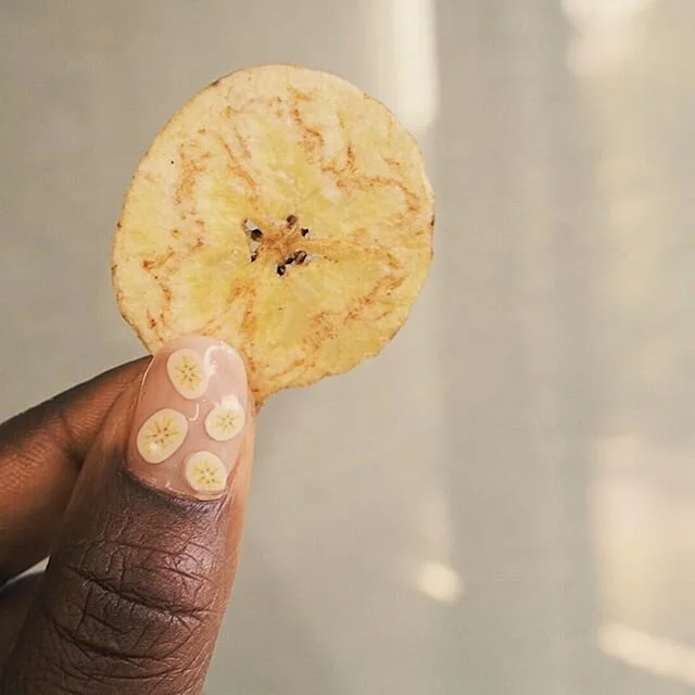 The @blackfoodie.co plantain battle reminded me of these epic nail decals and also how much I miss getting my nails done 😞