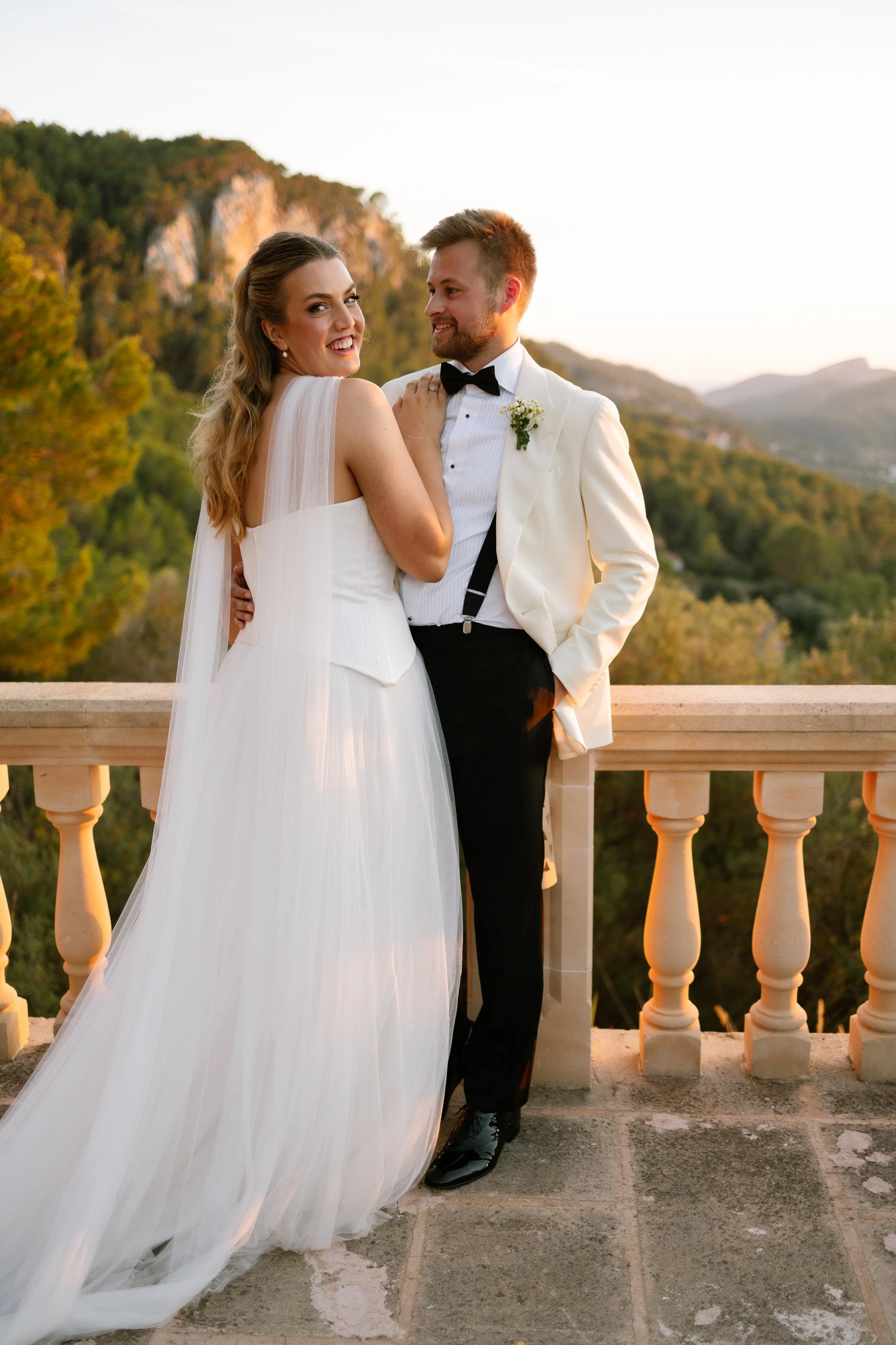 Katie Alec wedding by Billie Media -0792.jpg