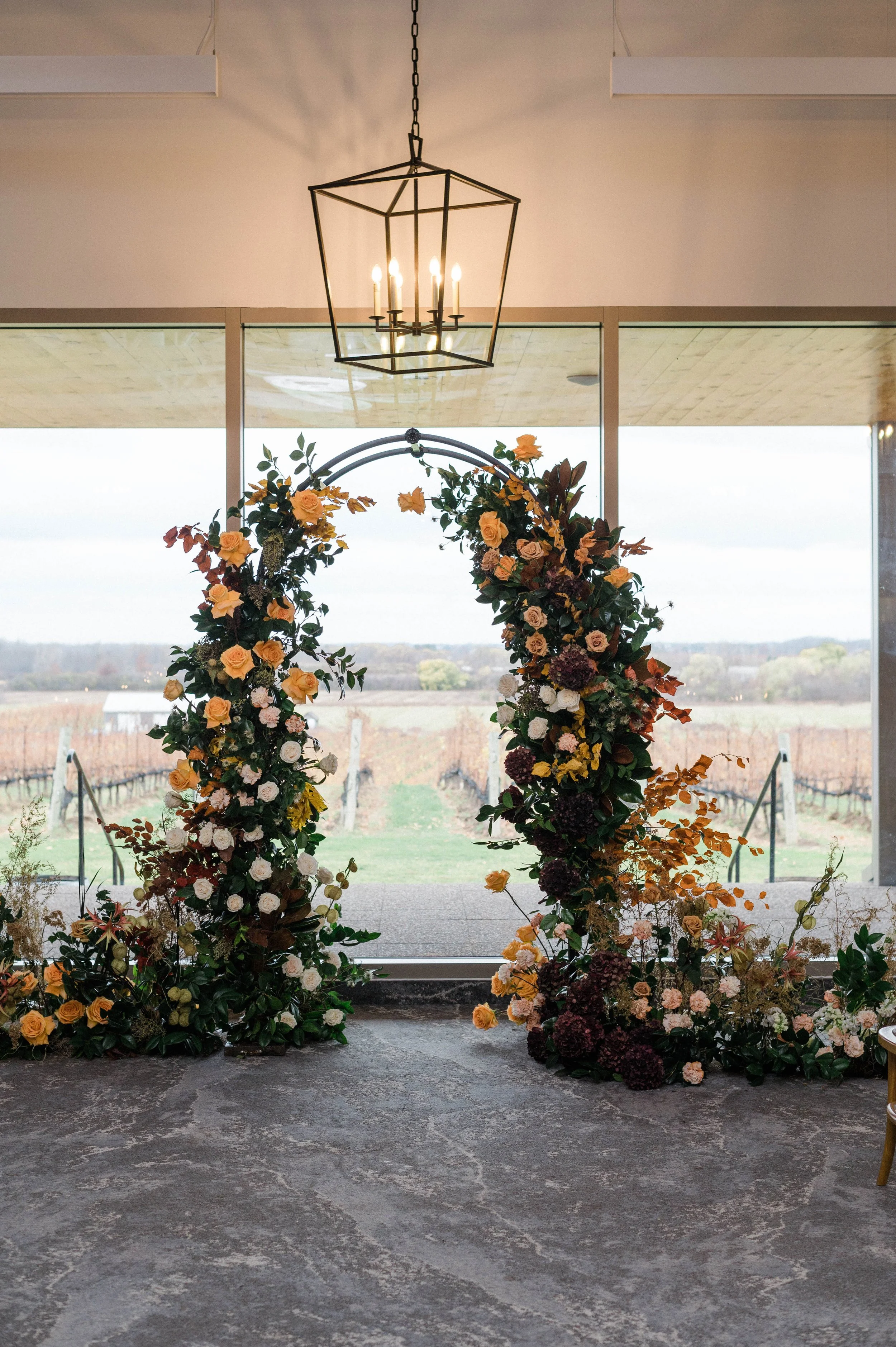 BelleEpoque-NiagaraWeddingFlorals -S+J_16.jpg
