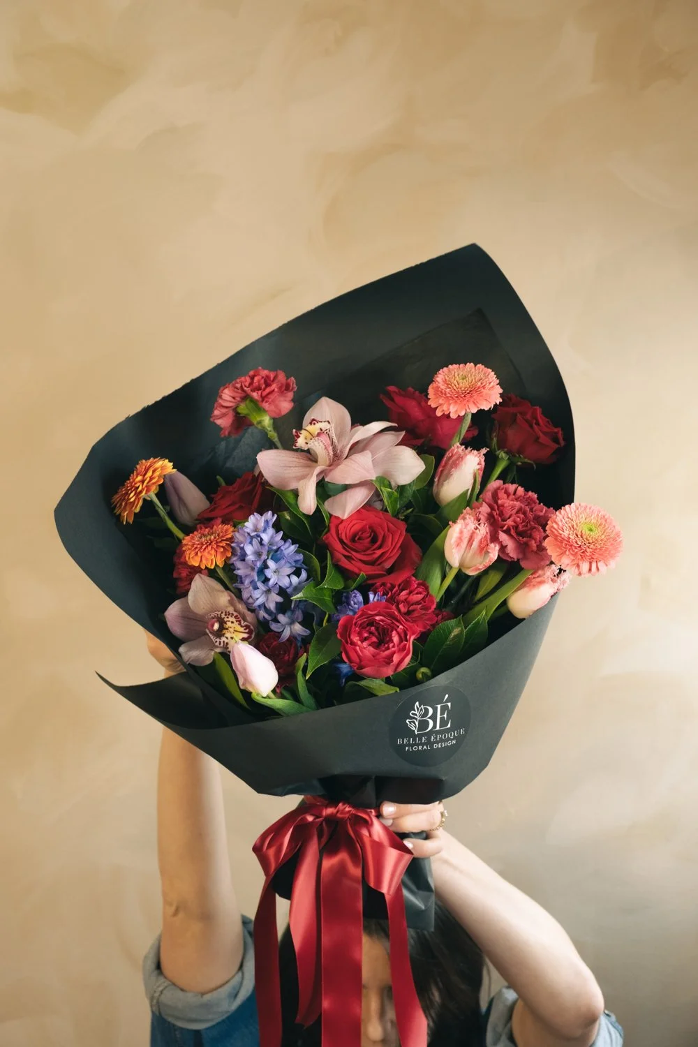 Valentine's - Handtied bouquet in BERRIES 🫐