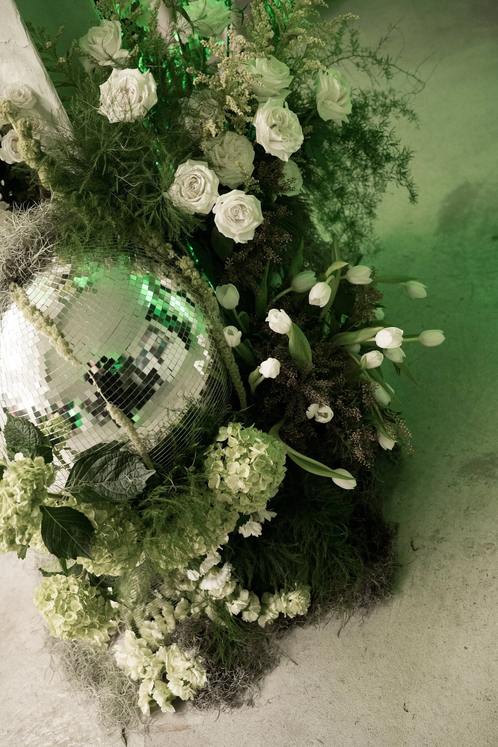 BelleEpoque - HamiltonWeddingFlorist - ModernMinimalWedding A+O3.jpg