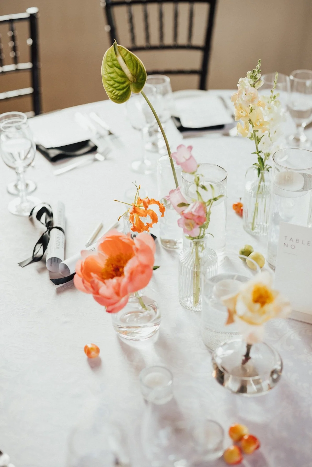 BelleEpoque - HamiltonWeddingFlorist - ModernMinimal19.JPG