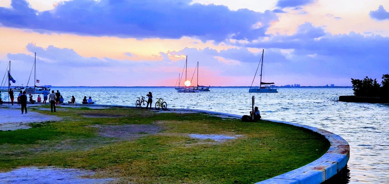 boat renatl by sunset miami.jpeg