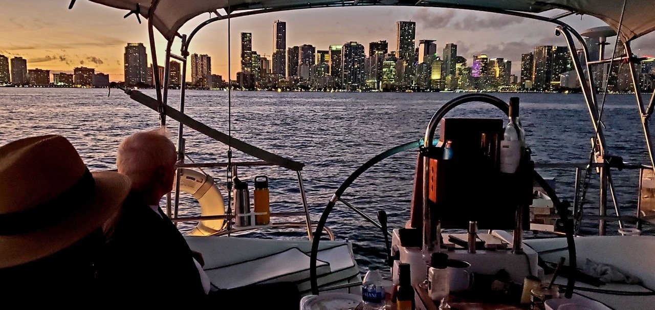sailing and dinning miami.jpeg