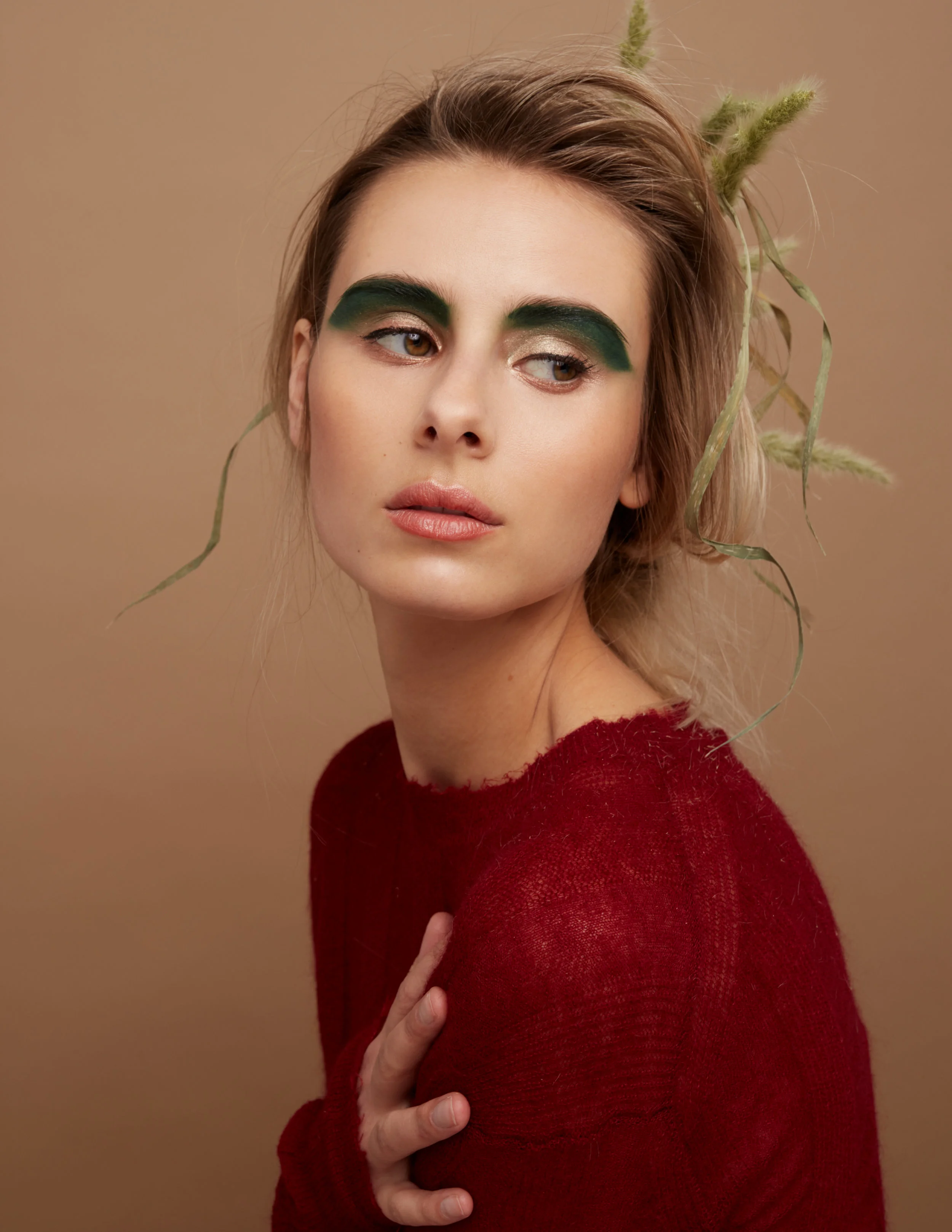ELEGANT MAGAZINE - APRIL 2018