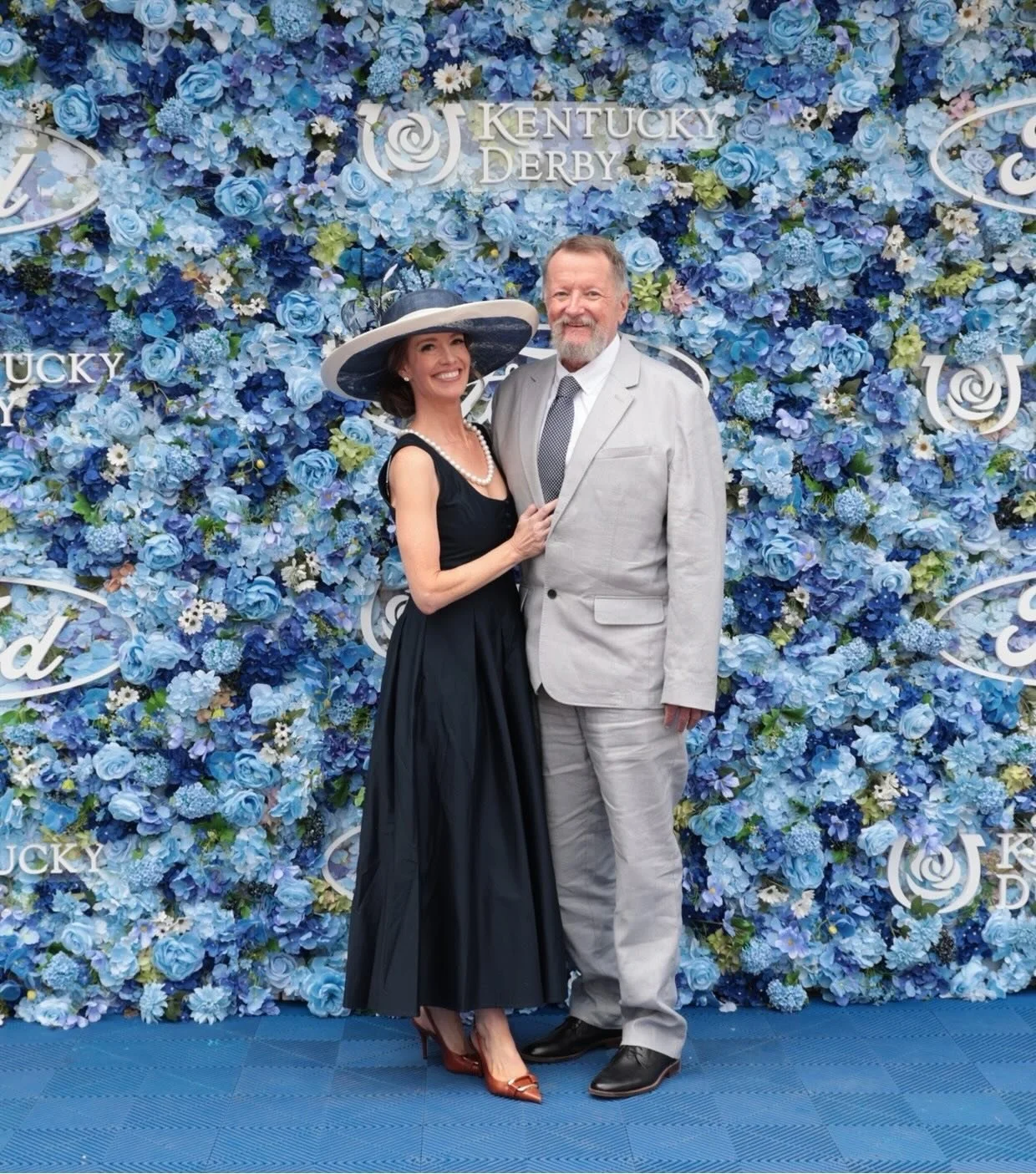 Love when your client promptly sends you a gorgeous picture of her wearing one of your Kentucky Derby hats. Thanks Lori! #kentuckyderby #kentuckyderbyhats #customhats #handmadehat #navyhat @cgwinc @milliners_guild