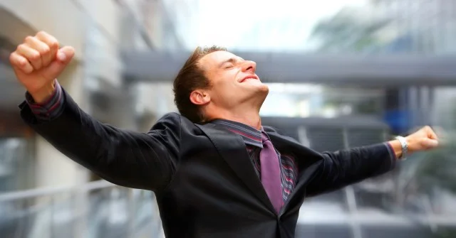 salesman-celebrates.jpg