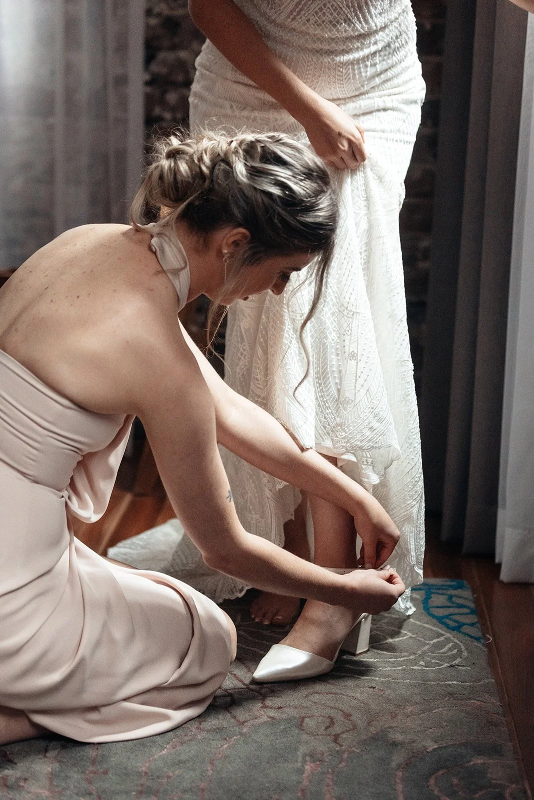 Bridesmaids hair  - wedding photography http://lonelyhunterweddings.com