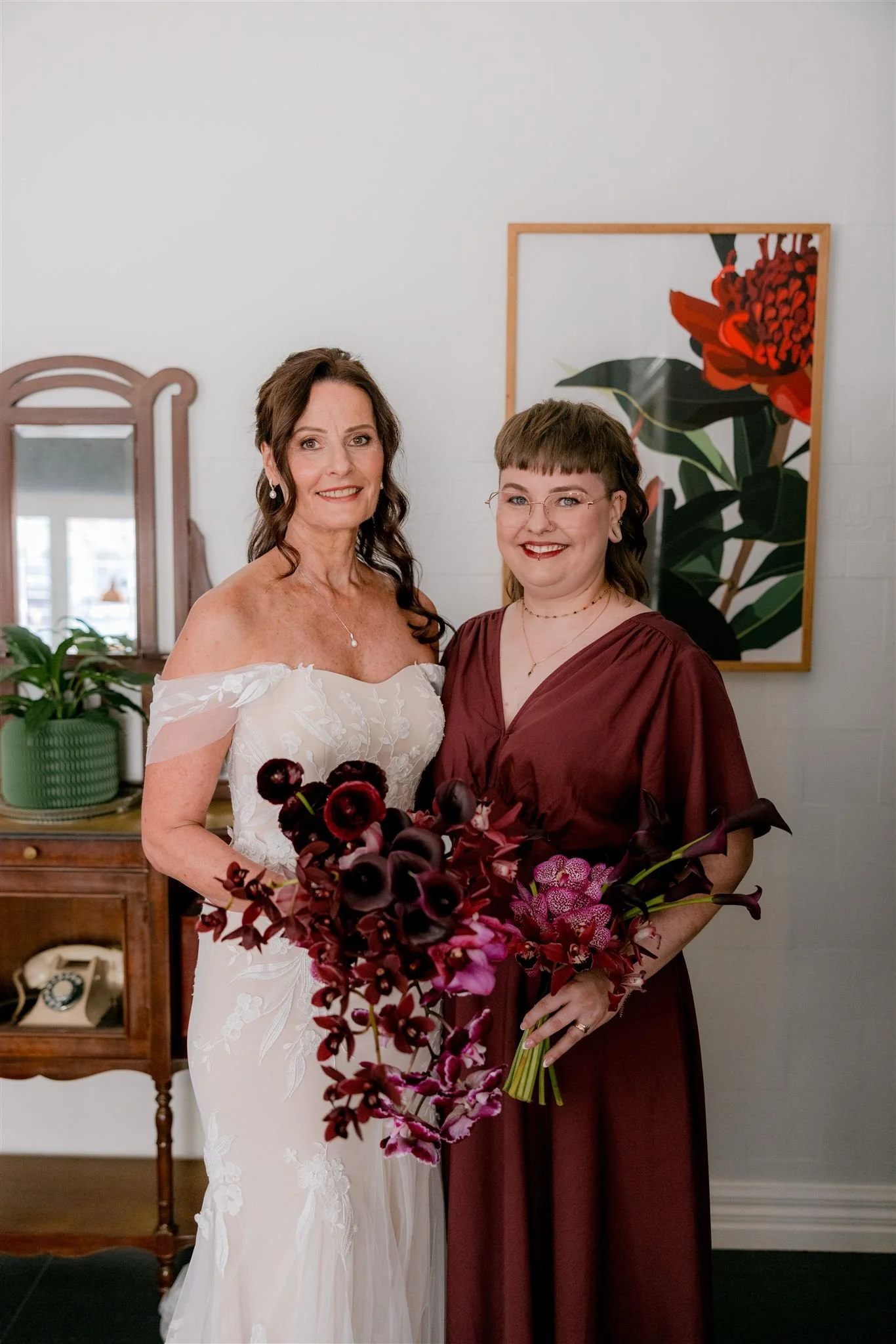 BRIDAL HAIR AND MAKE UP  https://www.samanthaheather.com.au/