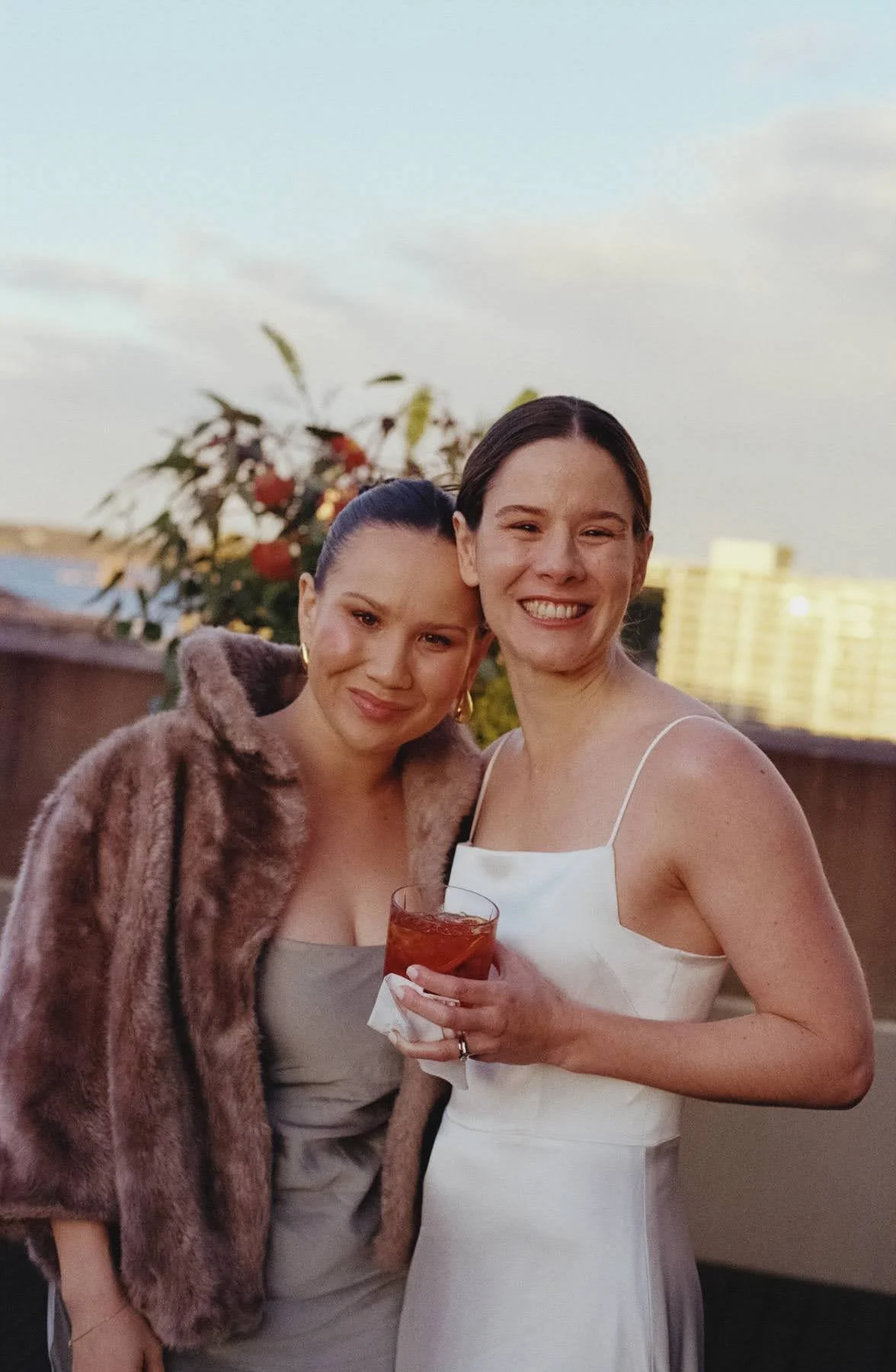BRIDAL HAIR AND MAKE UP  https://www.goldenyearsfilmphotography.com.au/