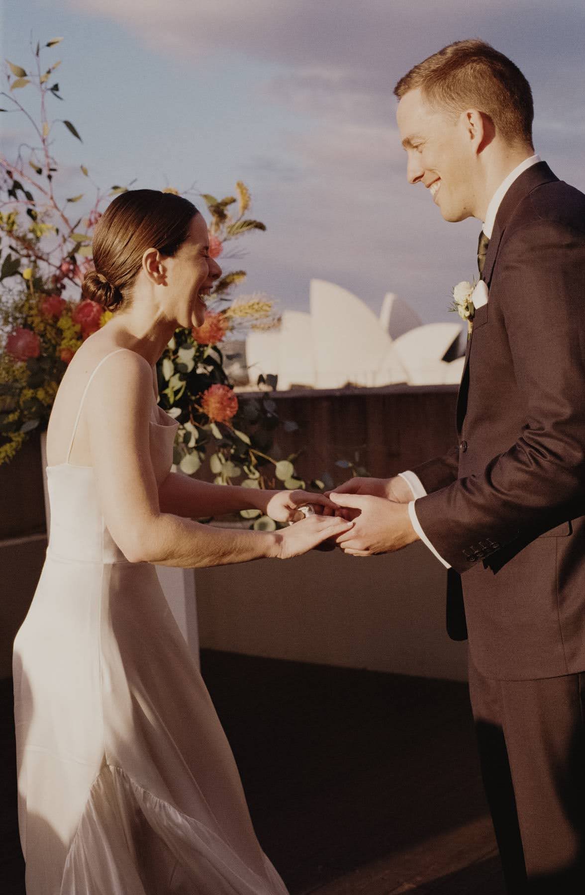 BRIDAL HAIR AND MAKE UP  https://www.goldenyearsfilmphotography.com.au/