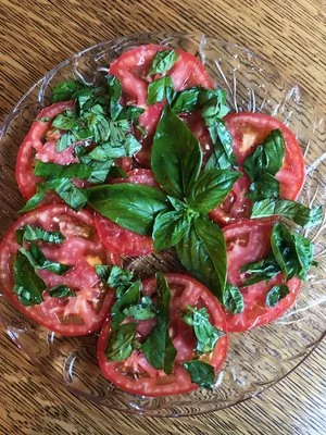 tom-basil-salad.jpg