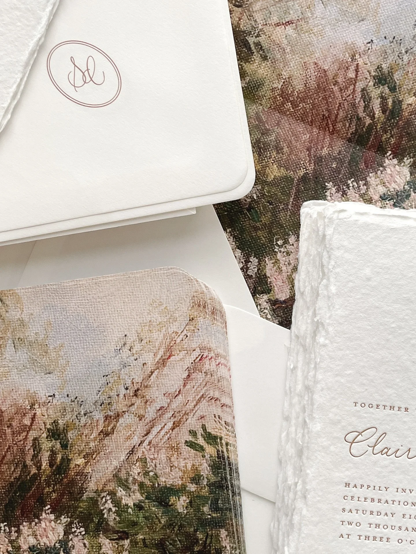 Pretty invitation details for a lovely spring wedding. Paper love all the way 💌 #weddinginvitations #prettypaper #springwedding #australianwedding