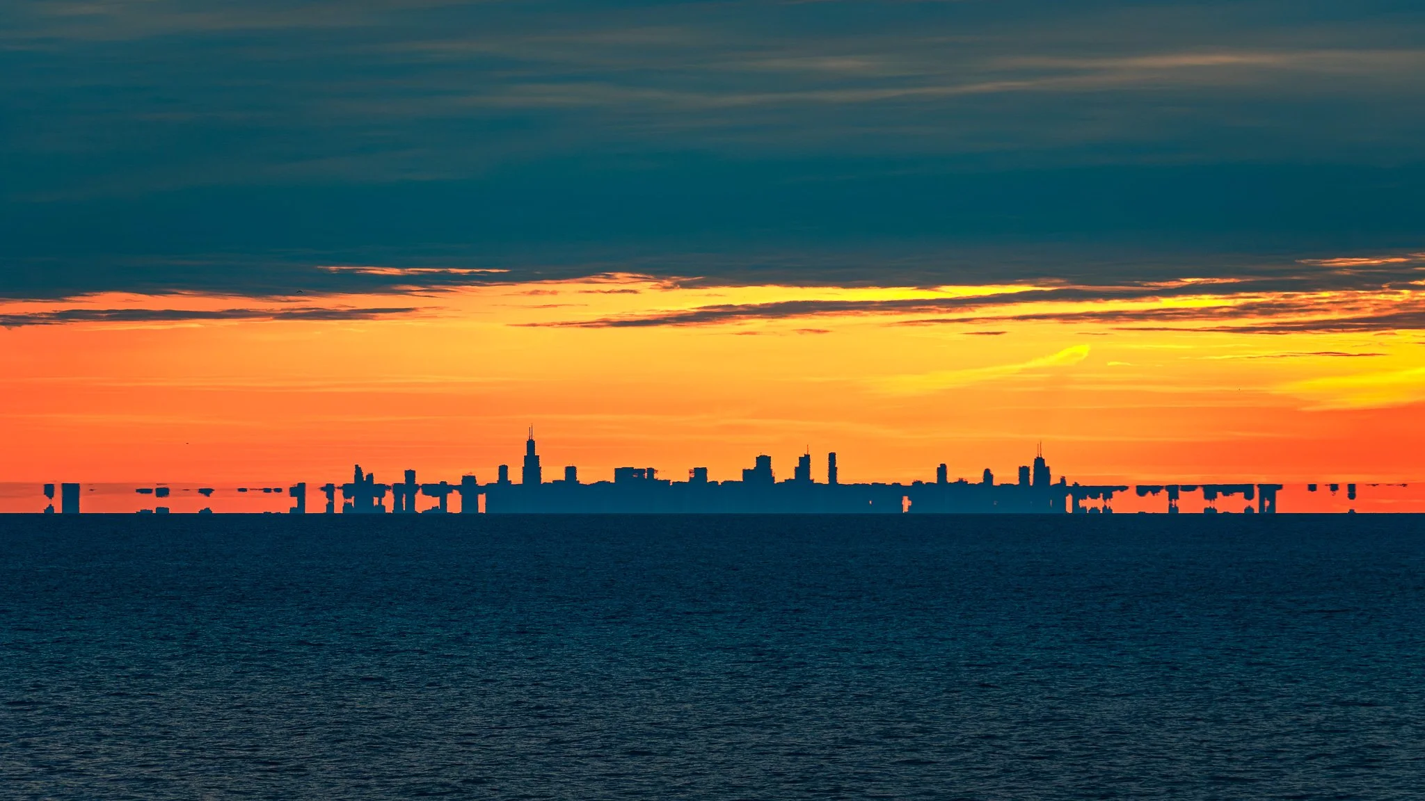 FataMorganaChicagoSkyline_2025-05-27_18-55-52_WRW_3881_©Rafi Wilkinson2025-Enhanced-NR.jpg