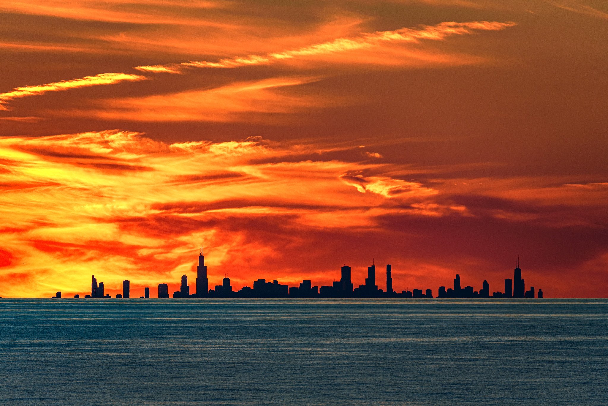 LakeMichiganSunset_2024-08-11_19-01-03_WRW_2676_©Rafi Wilkinson2024.jpg