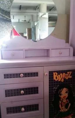 Genie Magic Dresser and Mirror