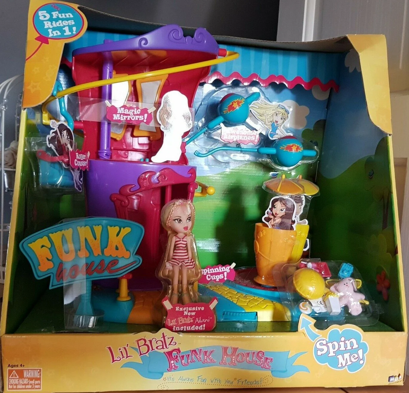 Playsets Lil' Bratz 2006 — Lookin' Bratz — The Ultimate Bratz Resource!