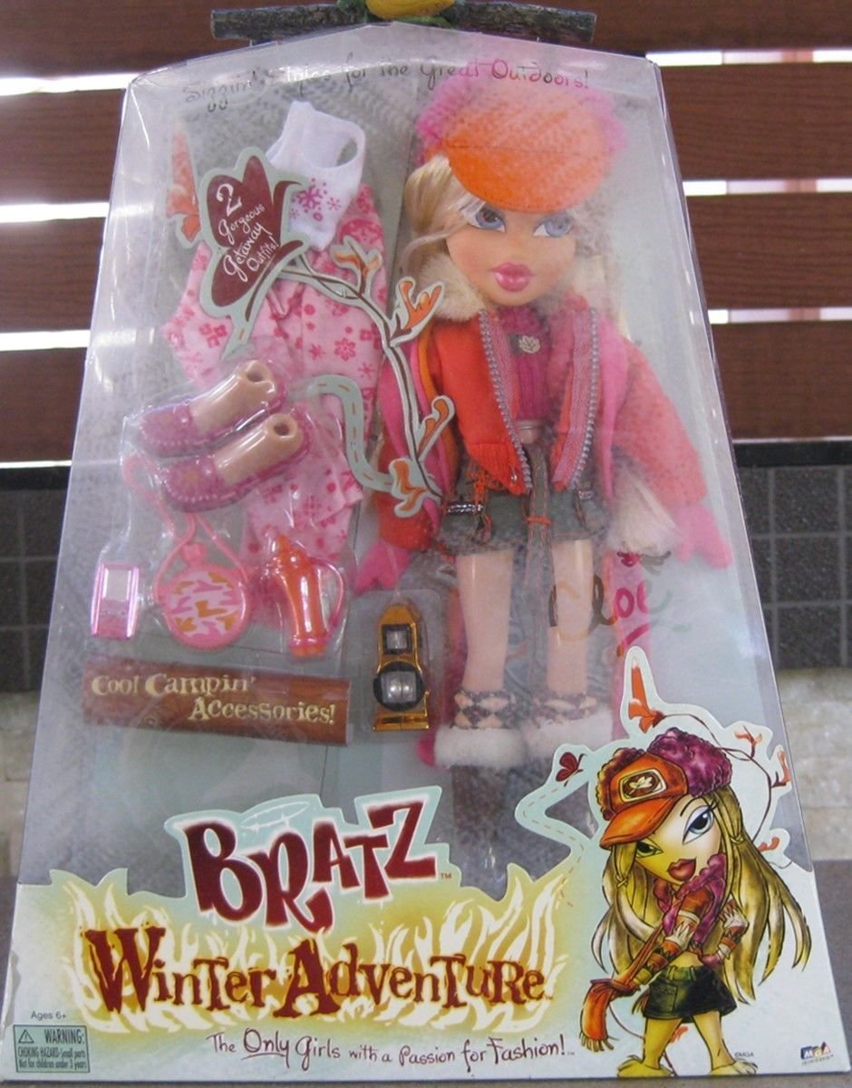 Bratz Play Sportz Tennis Ace! FIANNA Doll With Accessories - Dolls &  Accessories