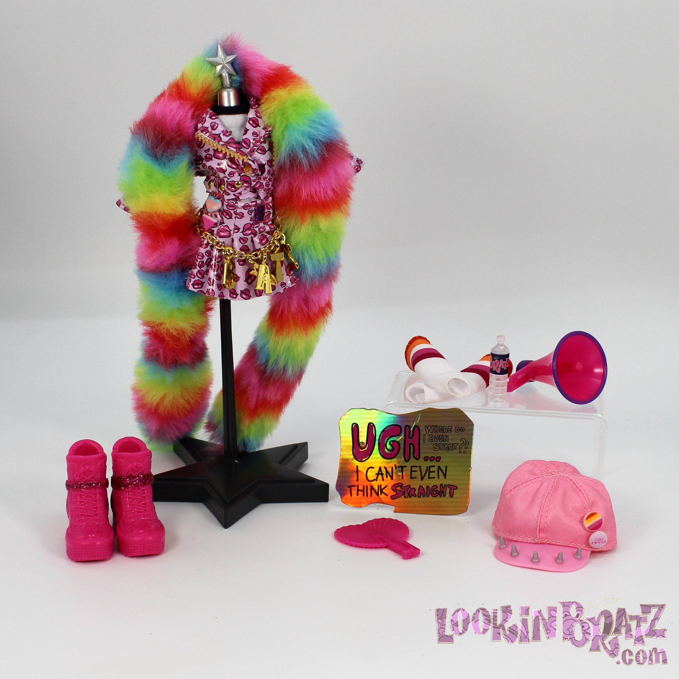 Bratz x JimmyPaul Roxxi's Outfit and Accessories