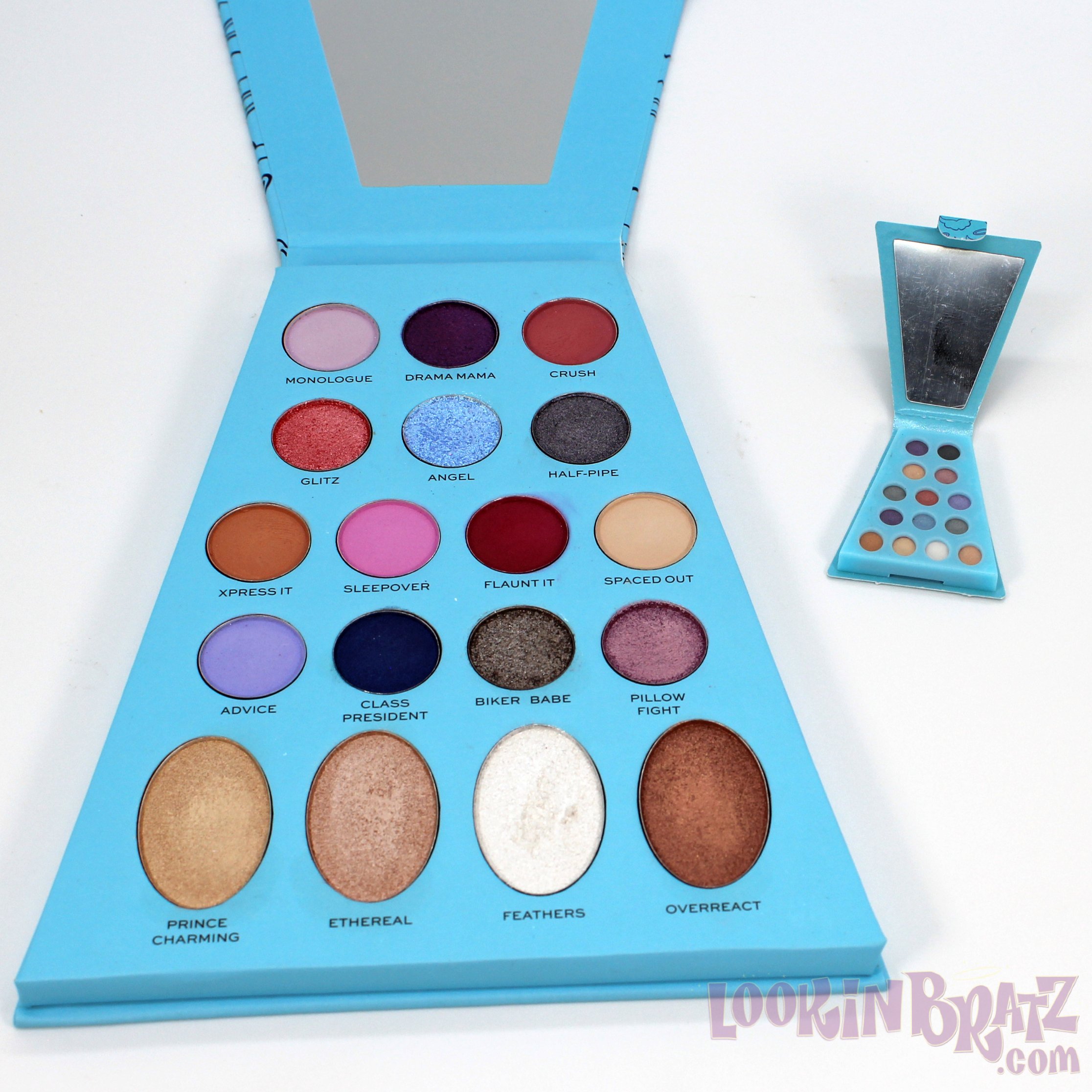 Mini Bratz Cosmetics First Edition Cloe Shadow Palette and Revolution Palette Comparison (Inside)