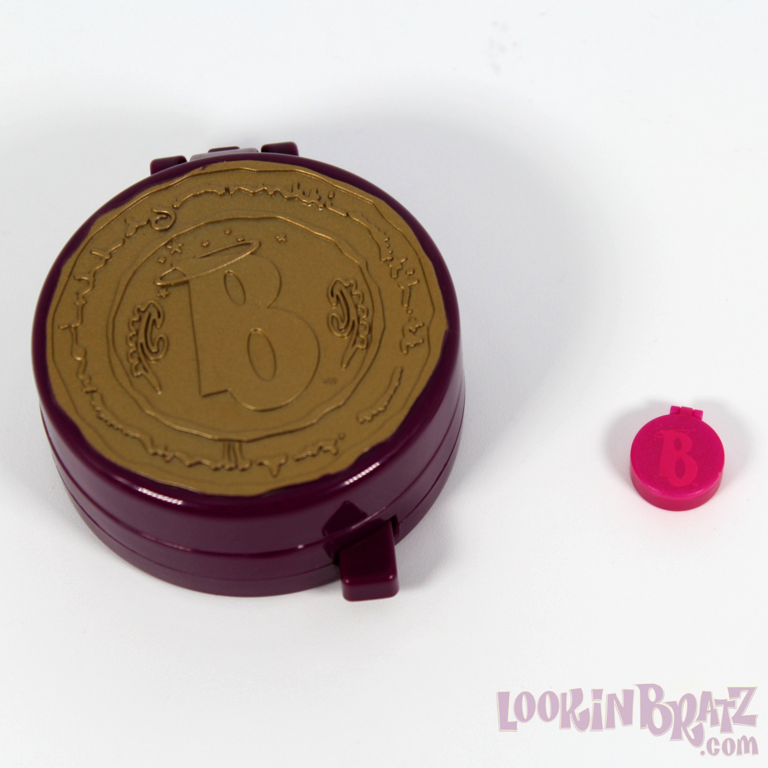 Mini Bratz Cosmetics Compact and Burger King Genie Magic Fabulous Fortune-Telling Comparison