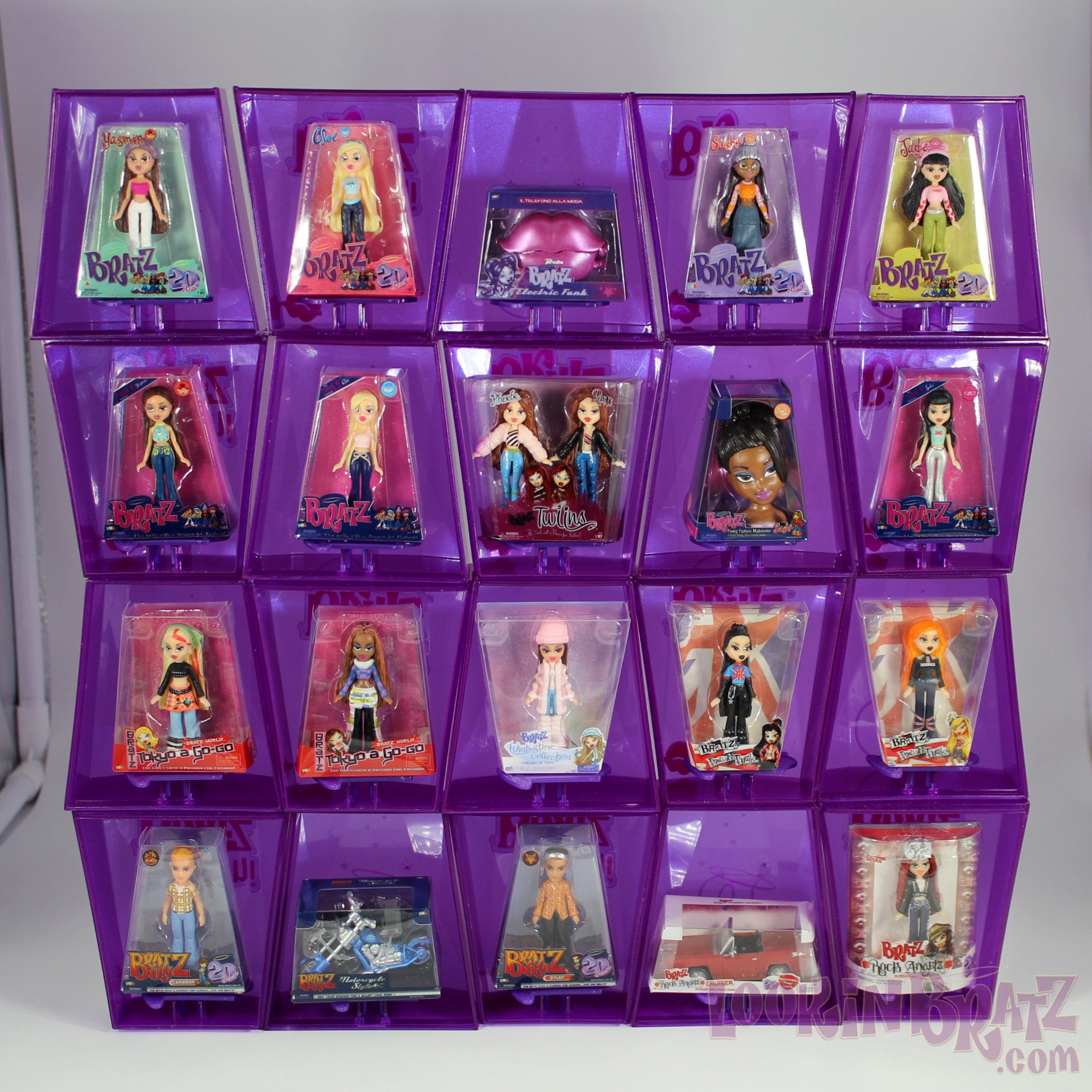 Mini Bratz Display