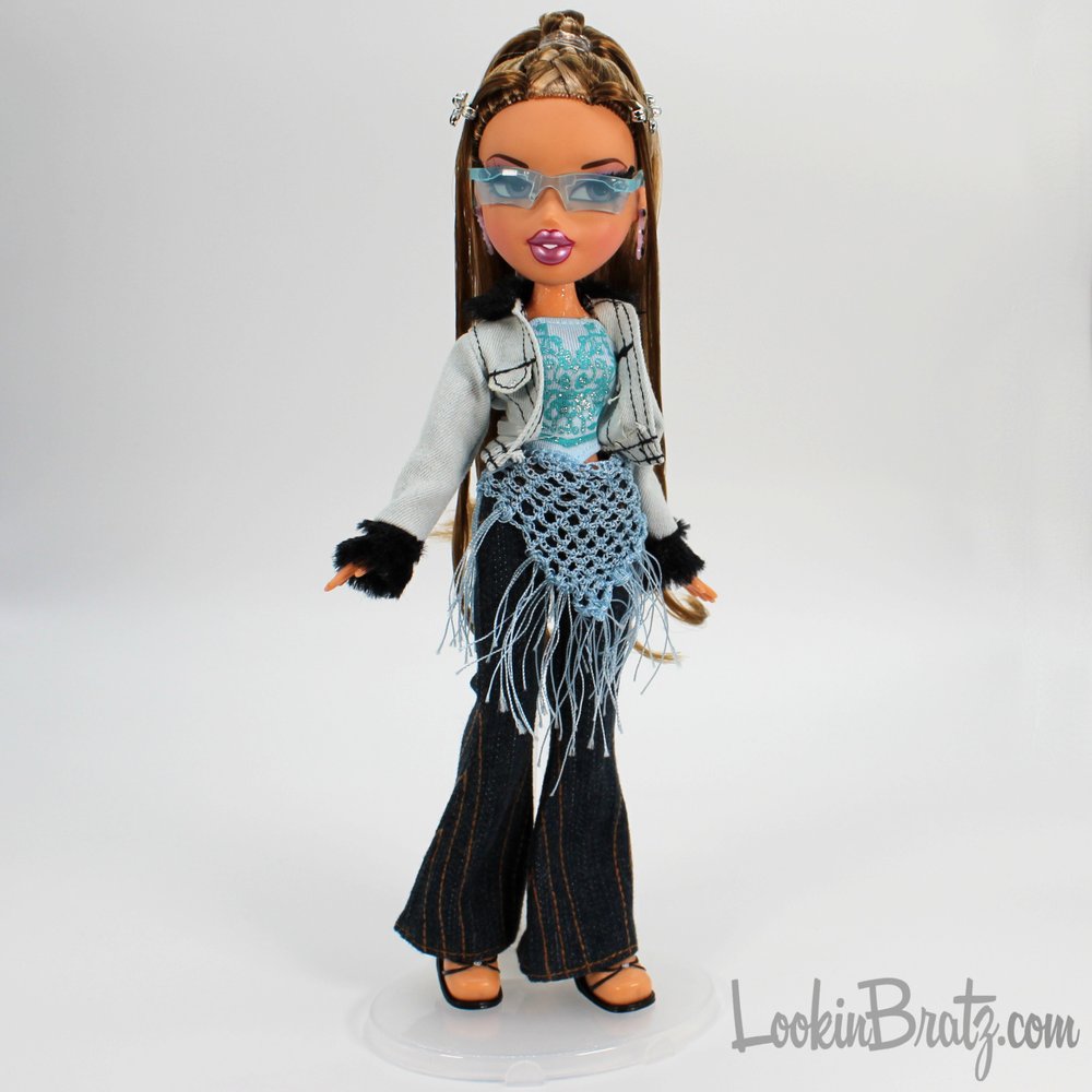 Bratz GNO 21st Birthday Edition Yasmin Semi-Formal Fever Outfit