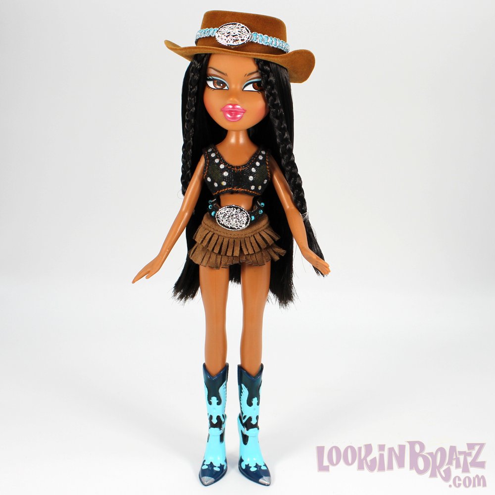 Bratz Series 2 Kiana Outfit #1