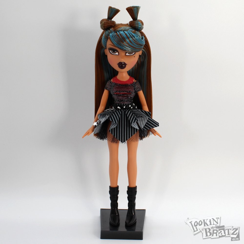 Bratz Pretty 'N' Punk Yasmin Outfit #2 Without Jacket