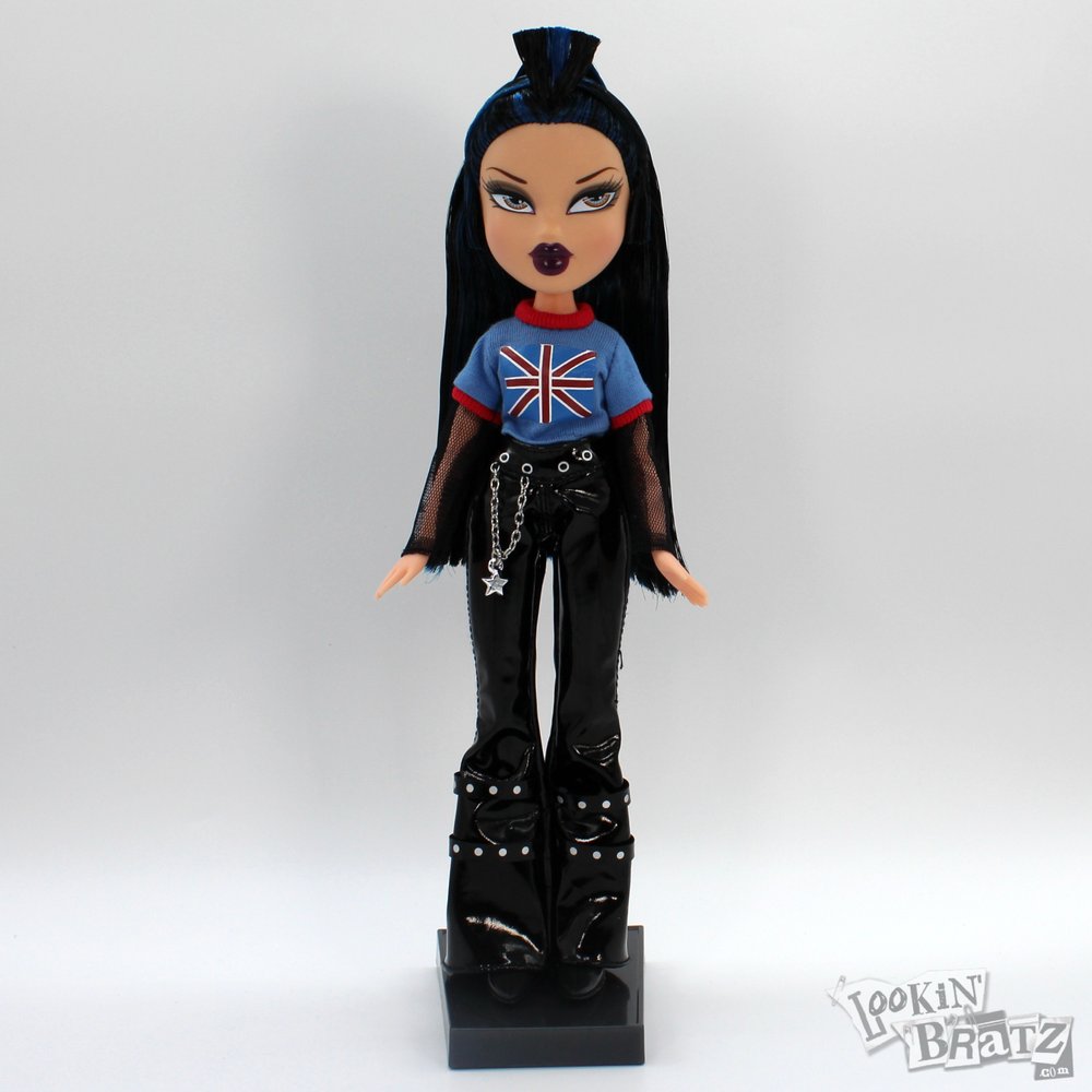 Bratz Pretty 'N' Punk Jade Outfit #1